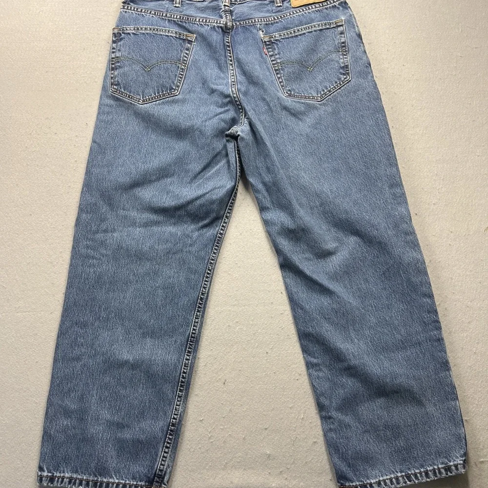 Levi's 550 Relaxed‎ Fit Jeans Mens 40x30 Medium Wash Denim Distressed Workwear